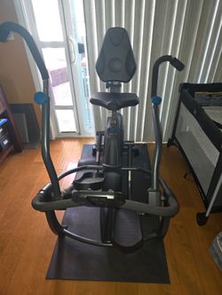 Nautilus Elliptical Cross Trainer Machine