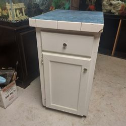 Bottom Cabinet