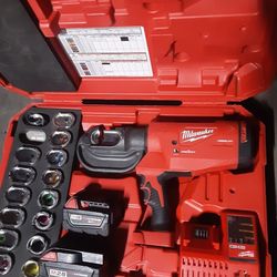 M18 MILWAUKEE LITHIUM=ION CORDLESS FORCE LOGIC 750 MCM CRIMPER #6=750 MCM AI DIE