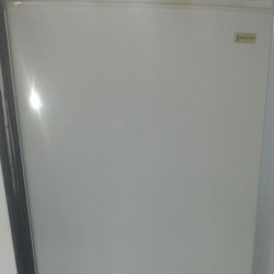 BRAND NEW SINGLE DOOR SPACE SAVER REFRIGERATOR 