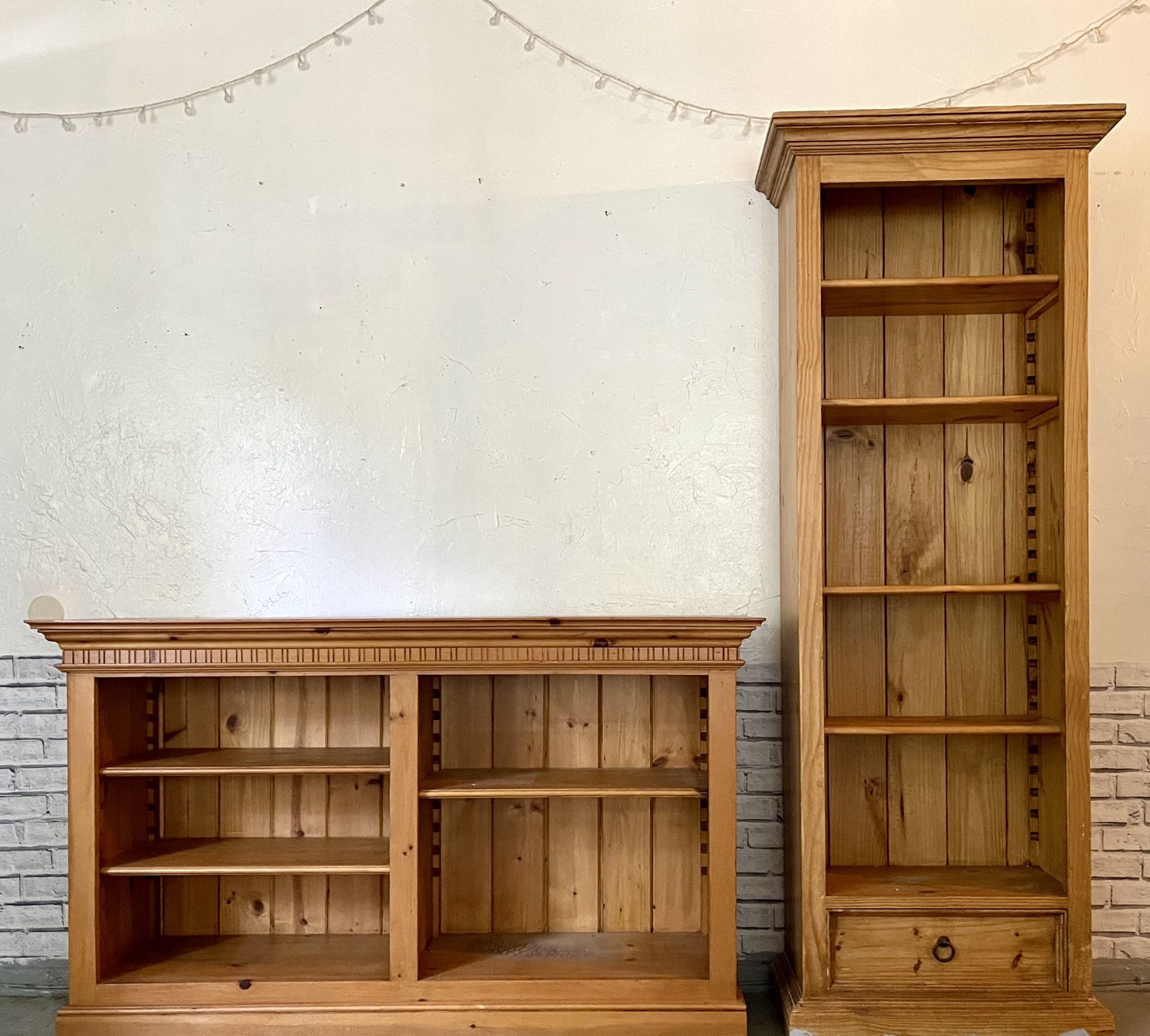 Vintage Bookshelf & TV stand table