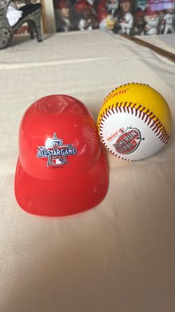 2010 MLB All-Star Game Mini Helmet &  Baseball Set