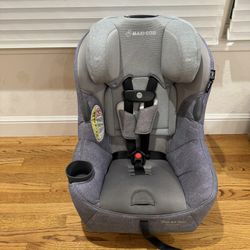 Pria 85 Max Convertible Car Seat Good For Rear Or Forward Facing