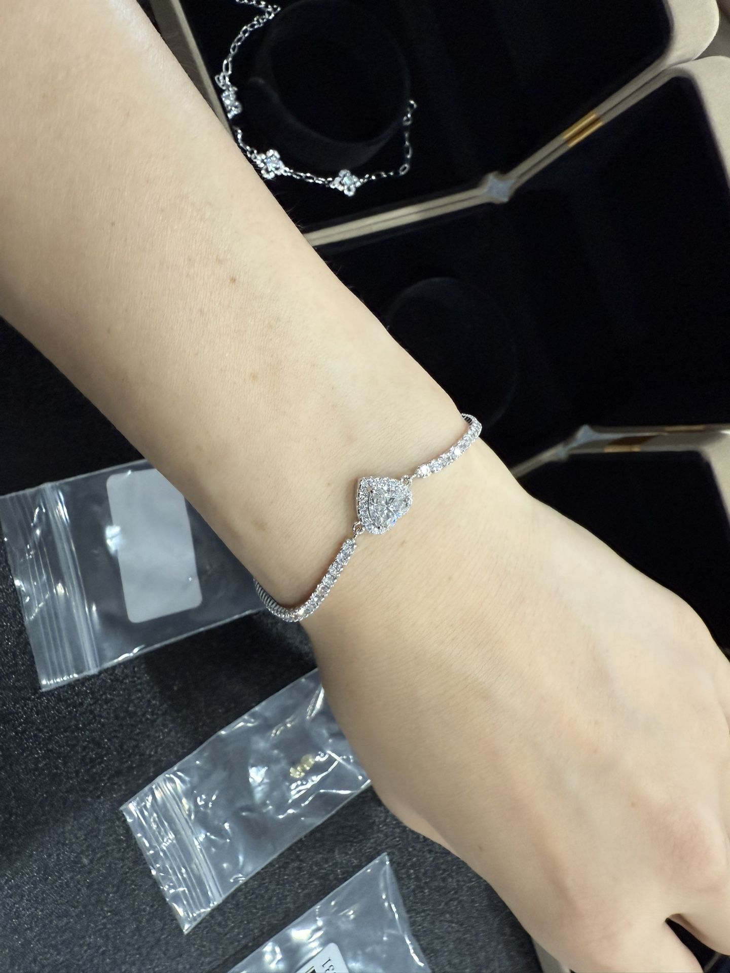 $366 Each, Original Price Over $1000, Certified Diamond Ring And Necklace, Bracelet, Earrings, Warehouse Sales On Low Stock Items