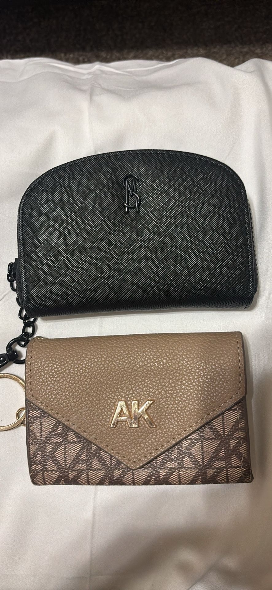 2 wallets (Black & Brown)