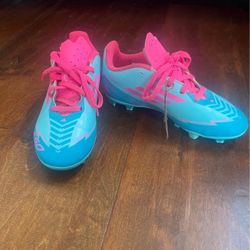 LIKE NEW MESSI F50 KIDS SOCCER CLEATS  SIZE 1 Little Kids 