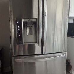LG Refrigerator 
