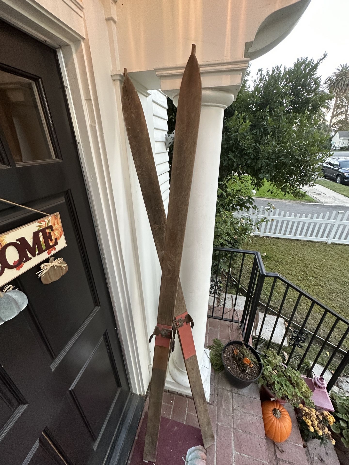 Vintage Skiis Pottery Barn Inspired Christmas Decorations