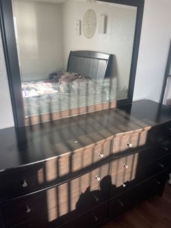 Must go! Bed set , frame, headboard nightstands and dresser obo