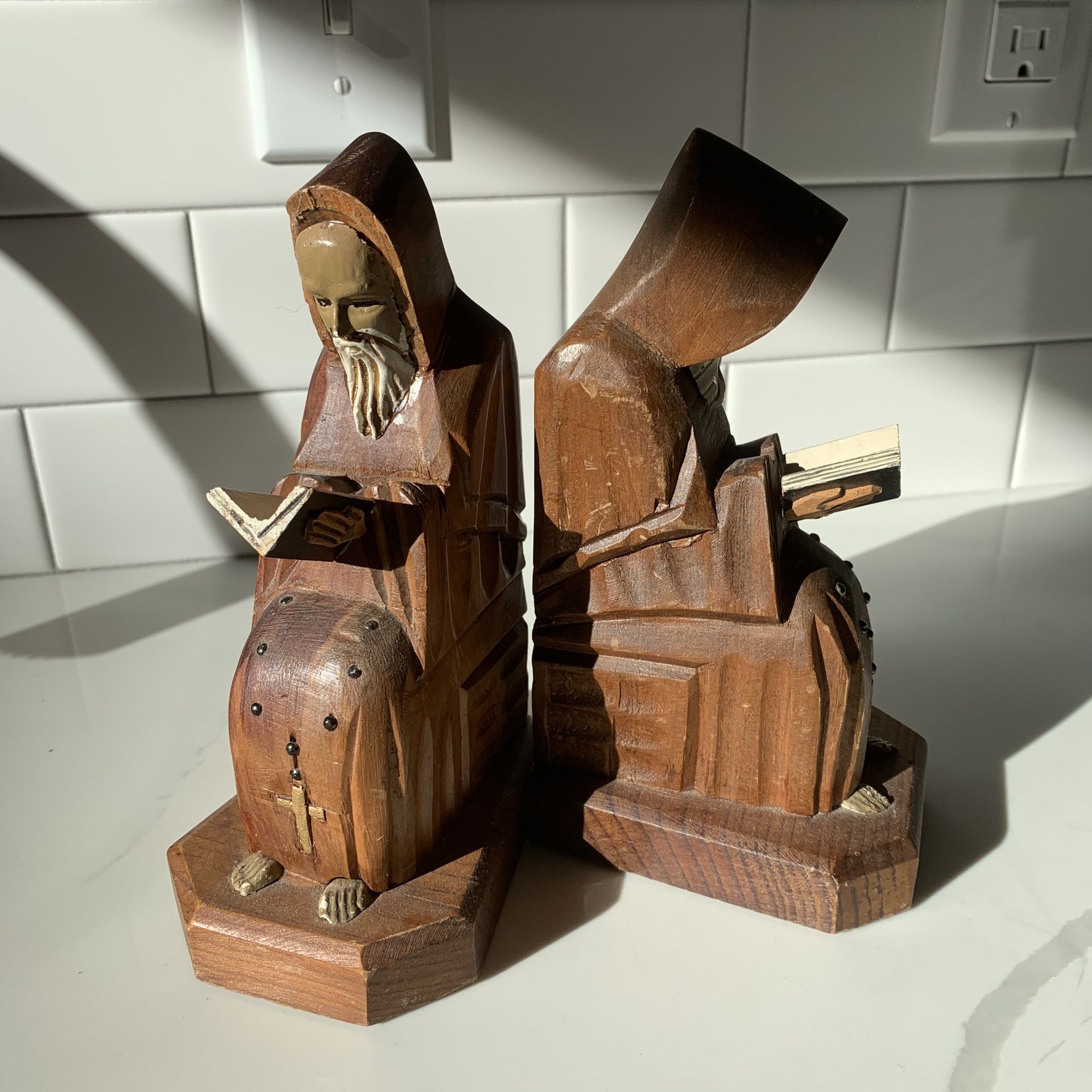 Vintage MCM Sitting Monk Or Priest Bible Reading Bookends