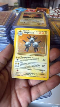 Magneton Pokémon Trading Card Holo