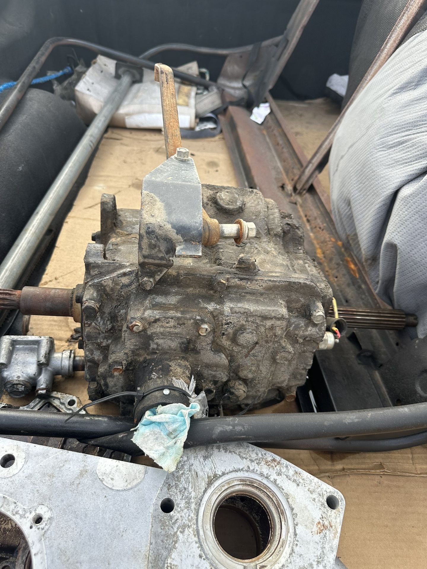 Toyota FJ40 Transmission And Transfer Case