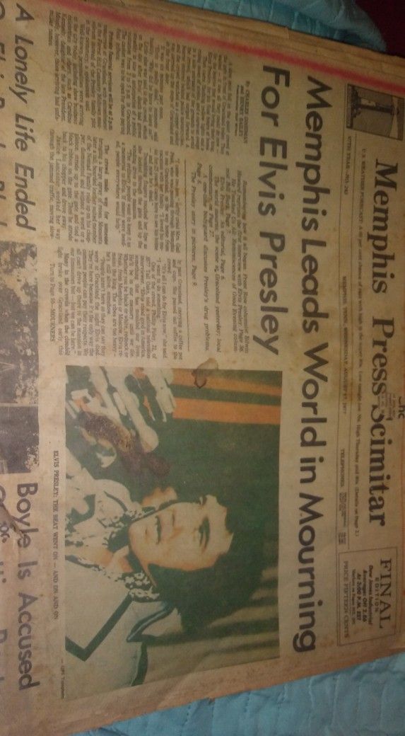 Memphis Press Scimitar: Elvis Presley death Edition