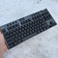 G915 Lightning Keyboard