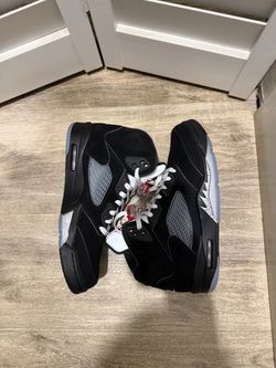 Jordan 5 Metallic 2025