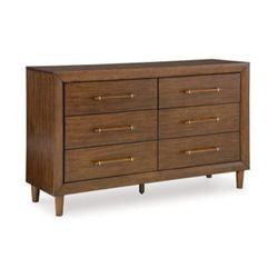 Lyncott Dresser