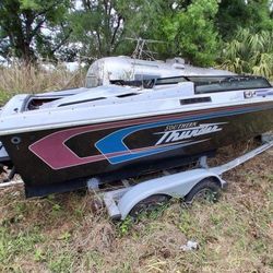 1989 Avanti Bayliner