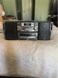 Aiwa CA-DW420 Portable Boombox