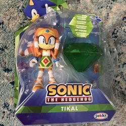 Jakks Pacific Sonic the Hedgehog Tikal Echidna Figure With Master Emerald 