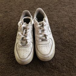 White Air Force 1s