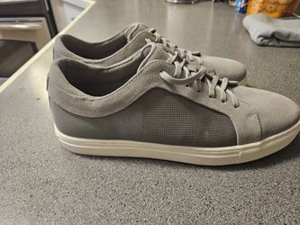 Brand New Kenneth Cole Casual Dress Shoe Size 9