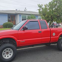 2002 4x4 Chevy S10 V6 Extended Cab 