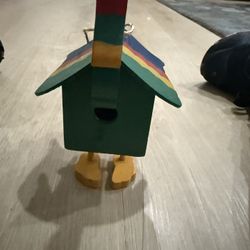 Handcrafted Wooden Rooster Birdhouse – Rustic Farmhouse Charm!