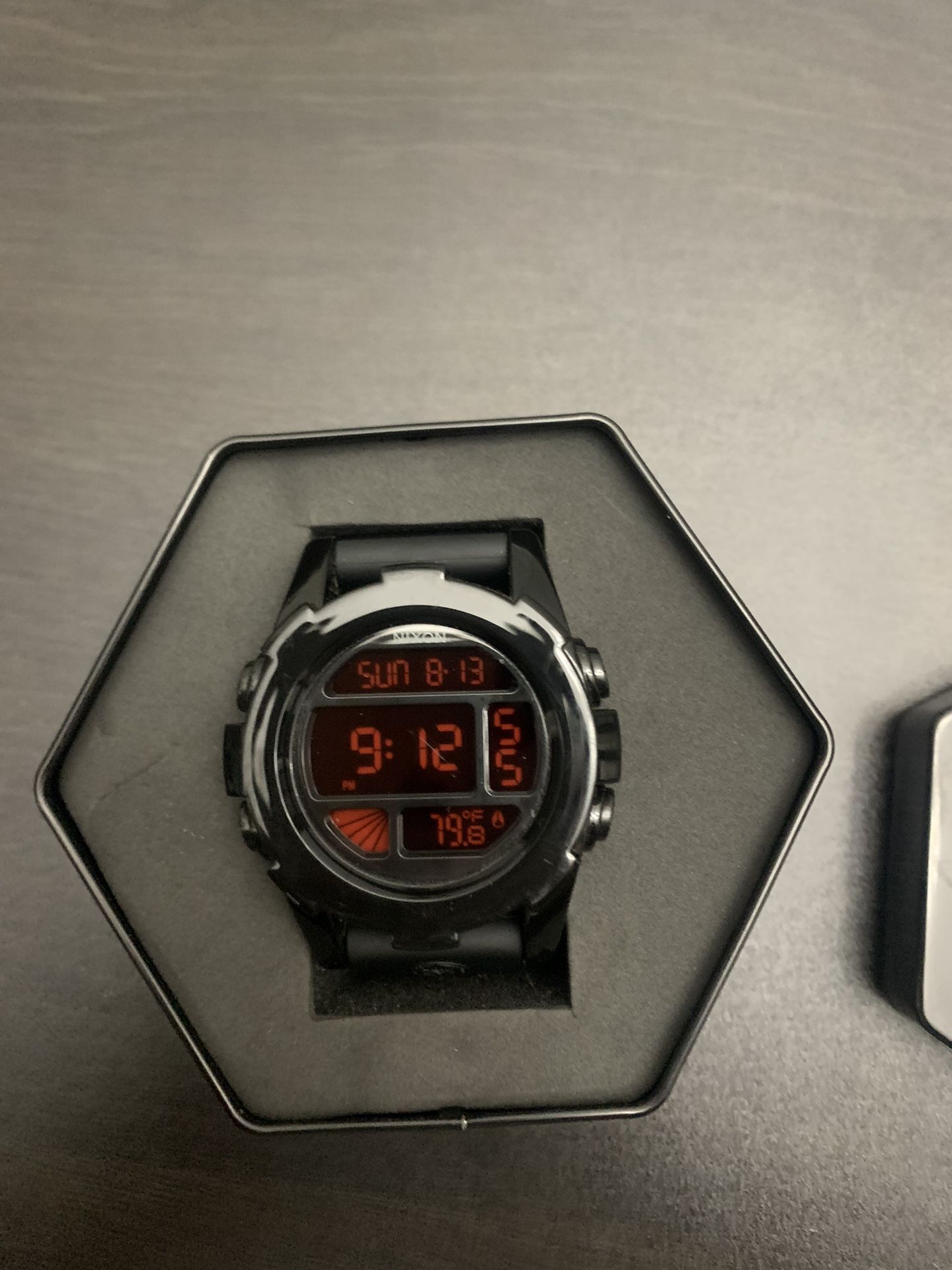 Nixon imperial top pilot watch