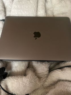 MacBookAir Laptop