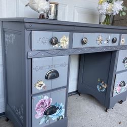 Vintage Floral Desk In Grey 