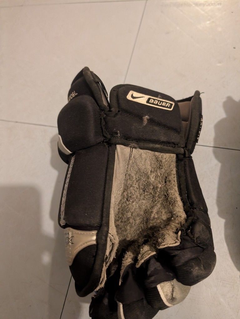 Ice Hockey Gloves Vapor Size 14" - 35 Cm