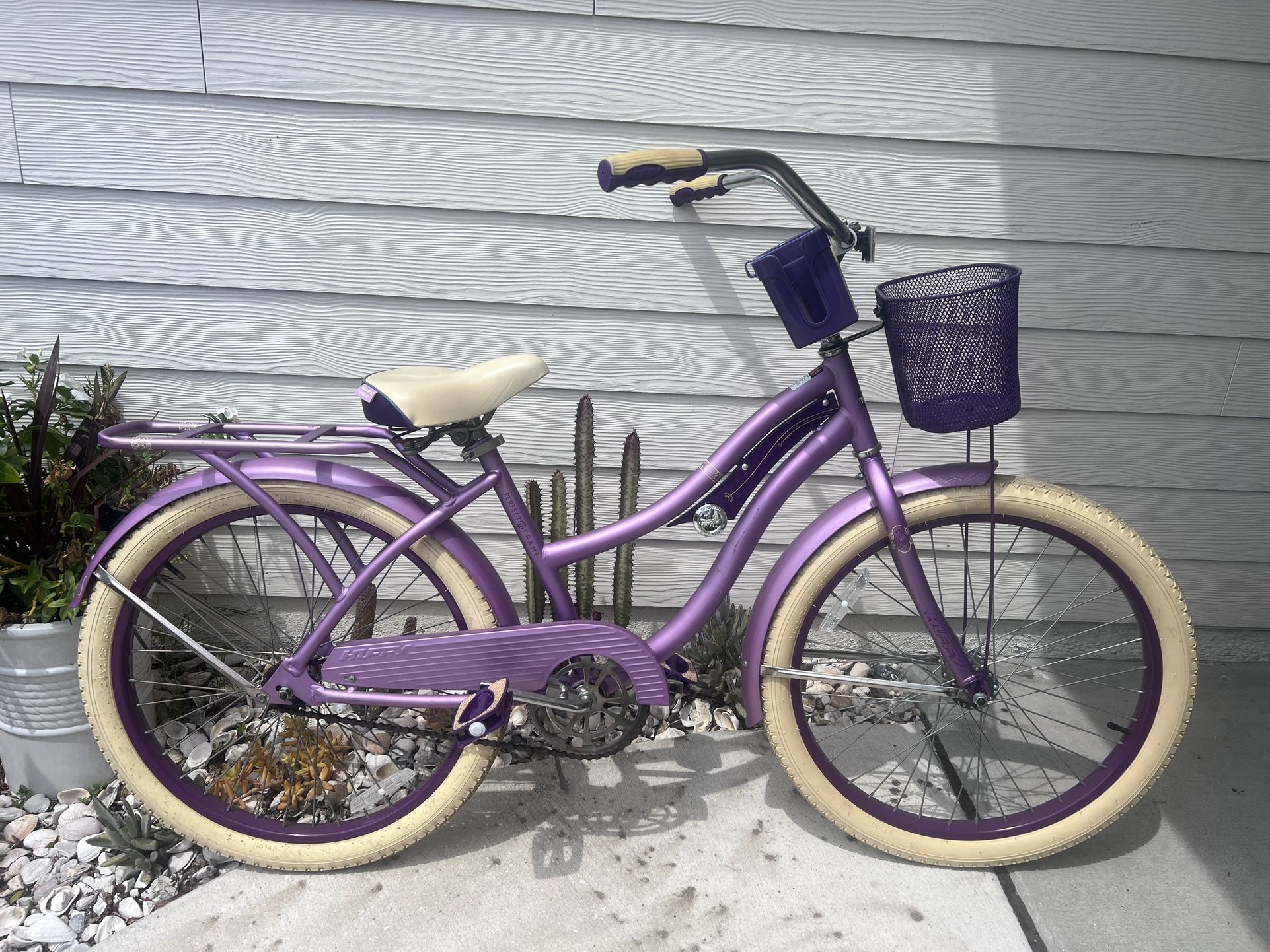 Bike Beach Cruiser Huffy Purple 24”