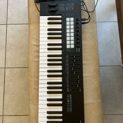 Novation LaunchKey 49