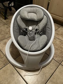 Munchkin Lightweight Baby Swing