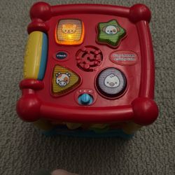  Vtech Activity Cube