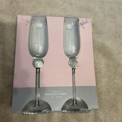 New Two Acrylic Wedding Flutes