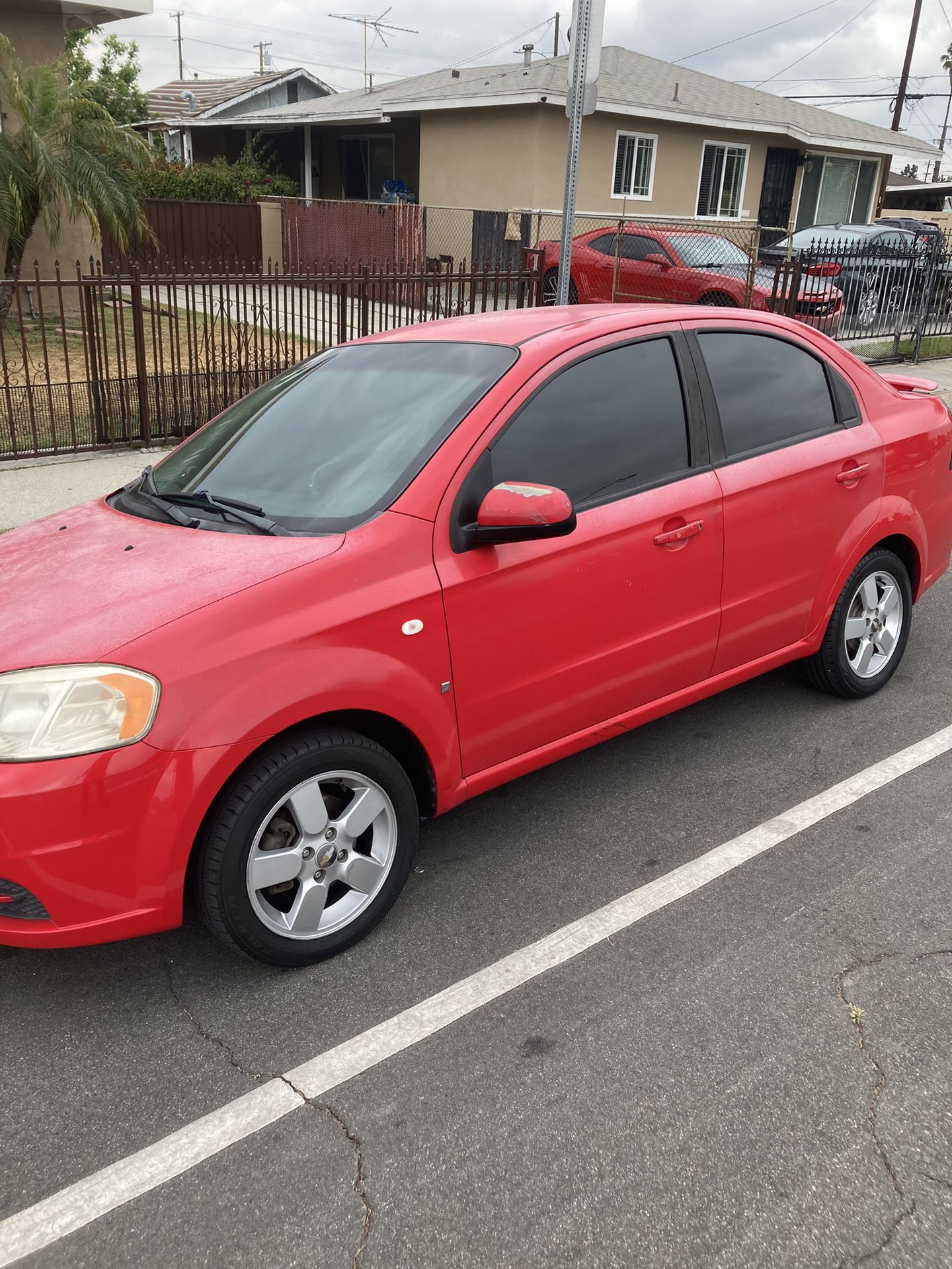 2008 Chevrolet Aveo & 2000 Chevy Suburban $1600