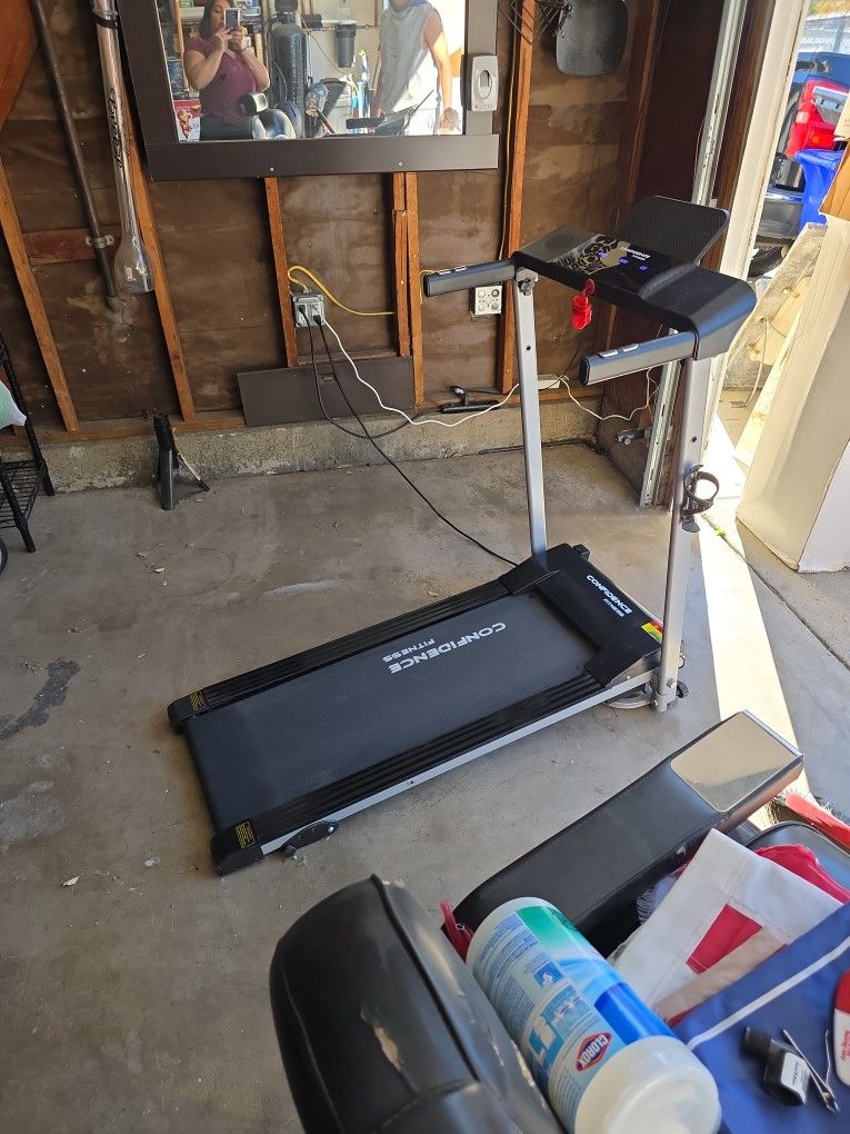 Compact Treadmill
