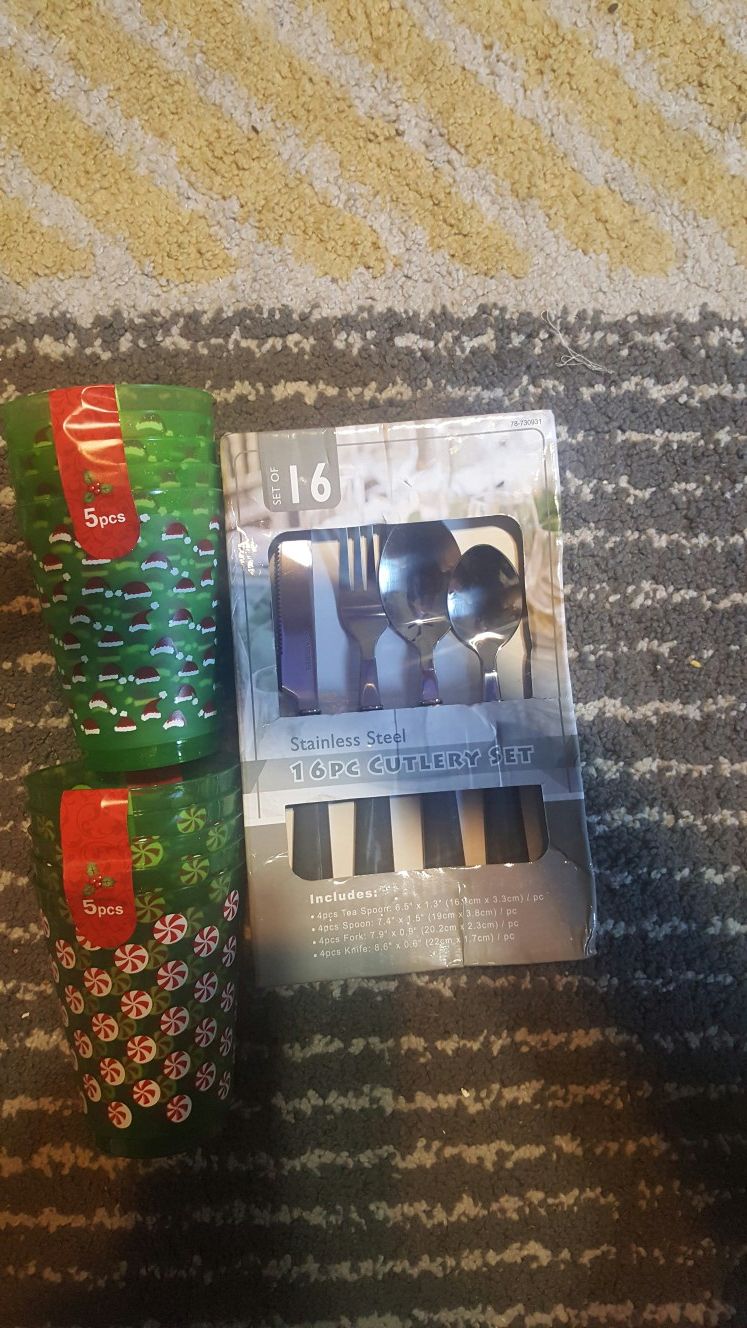 16 pieces cutlery set and cups