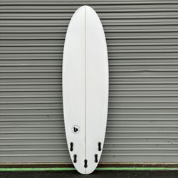 Surfboard 6’10