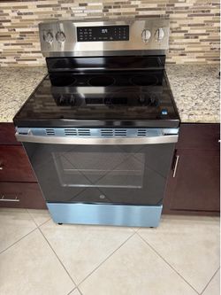 GE 30” 5 Burner Element Smart Free Standing Electric Range