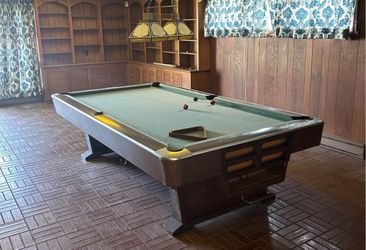 9ft Brunswick Can Deliver Pool Table