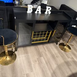 Plug In Bar With Two Barstools 