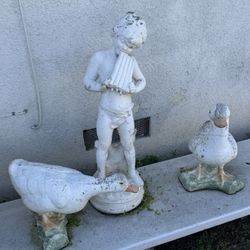 Vintage Garden Statues – Cherub & Duck Figures (Set of 3)