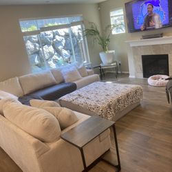 3-Piece Sectional w/Oversized Ottoman