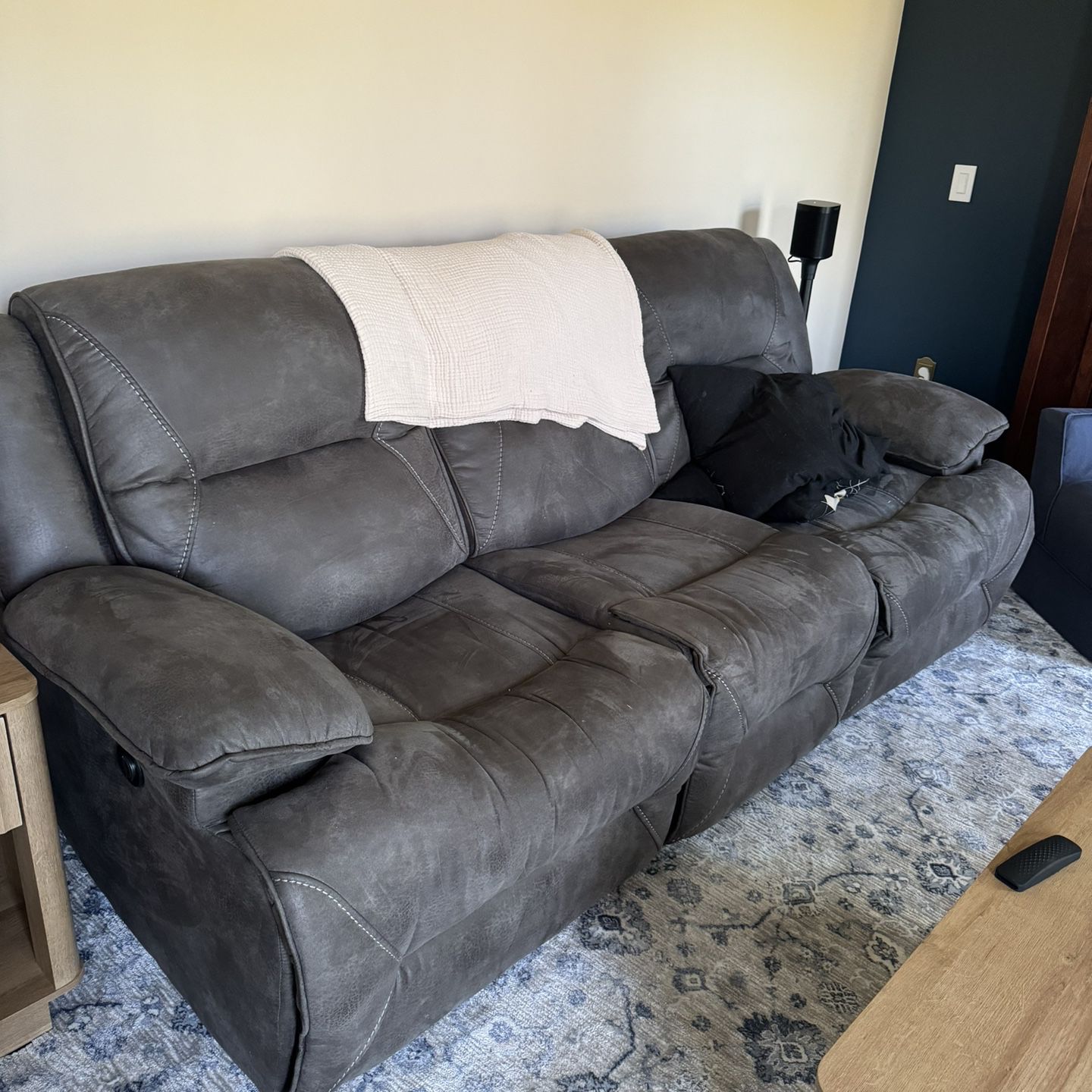 Bob-o-Pedic Grey reclining Couch 
