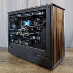 RTX 4060 Ti // Ryzen 5 5600X // 32GB DDR4 // 1TB Gen4 NVMe SSD // WiFi