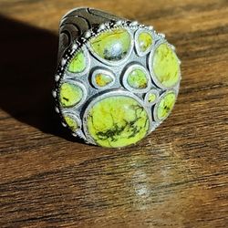 925 Silver Ring - Cluster Of Beautiful Stones