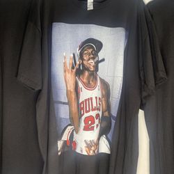 VARIETY OF GRAPHIC TEES