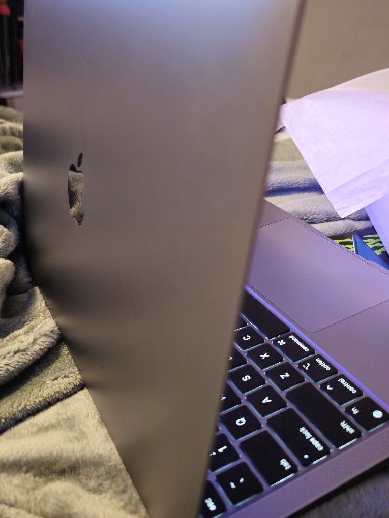 2020 13 Inch Macbook Pro M1 (No Charger)